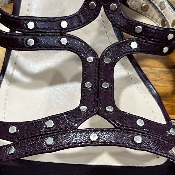 White House Black Market Studded Strappy Block Heel Sandals – Size 9.5M - Picture 9 of 9